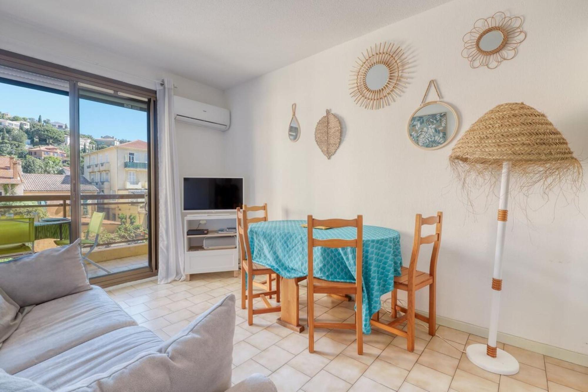 Lavandou - T2 In The City Center - 200 M From The Sea Le Lavandou Εξωτερικό φωτογραφία